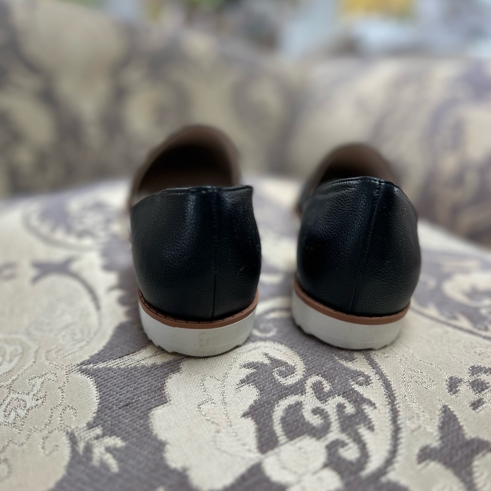 Adrienne Vittadini Black Leather Flats shoes Brand New 8.5 sz for all occasions - Picture 7 of 11